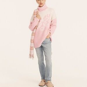 J. Crew NWOT Pink & Cream Snowflake turtleneck sweater
